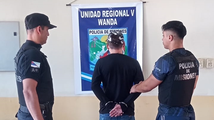 Intentó llevarse una camioneta haciéndose pasar por enviado del dueño y fue detenido detenido camioneta puerto esperanza
