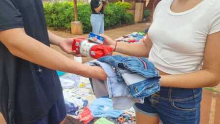 De una charla con mate a un fenómeno barrial: el boom del trueque en Posadas WhatsApp Image 2026 03 30 at 19.53.42222 - 4