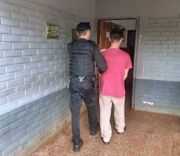 El vehículo fue retenido luego de que el automovilista arrojara un elevado nivel de alcohol en el control de alcoholemia.