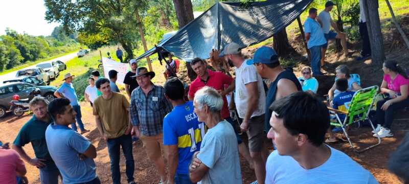 Yerbateros de la zona centro no cosecharán: piden que la hoja verde valga al menos $510 2 asamblea yerbatera campo grande 1 - 1