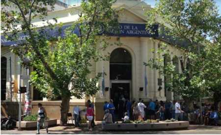 El BCRA cerrará 12 dependencias en el país, incluida la delegación de Posadas bcra