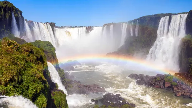 Misiones mantiene alta ocupación turística, pero con menor gasto por visitante en las últimas semanas.
