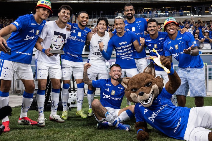 Boca cayó en el grupo de la muerte: un regreso a la Libertadores con máxima exigencia 2 Boca vuelve a la Copa Libertadores 2026 y tendrá un grupo durísimo con Cruzeiro, Universidad Católica y Barcelona de Ecuador.