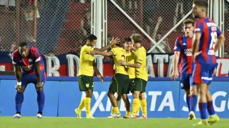 Damián Ayude fue despedido como técnico de San Lorenzo luego de la goleada sufrida ante Defensa y Justicia. Los números de su ciclo, la decisión dirigencial y el fuerte impacto económico.