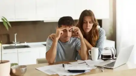 Más del 56% de los hogares argentinos se endeuda para cubrir gastos básicos hogar