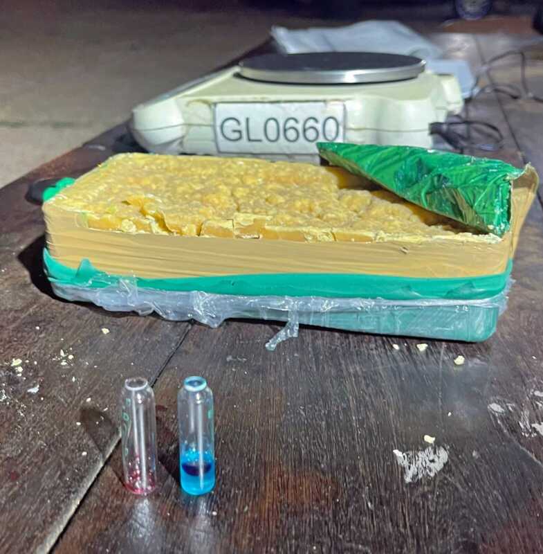 Incautan más de 88 kilos de cocaína ocultos en una camioneta 1 kilos