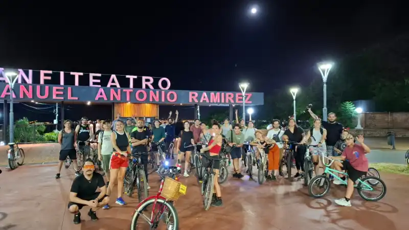 Posadas Masa Crítica bicisenda