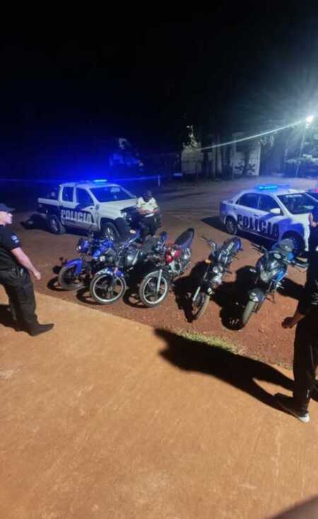 Desbaratan caravana de motociclistas que hacian picadas y secuestran 12 motos moto