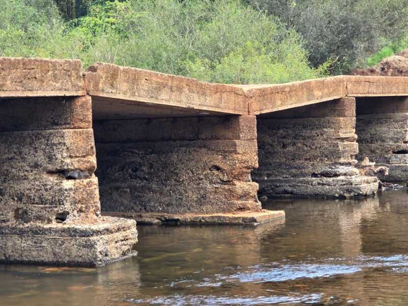 Productores del Alto Paraná construyen un puente clave entre Colonia Victoria y Eldorado ante la falta de respuesta estatal puente gruber