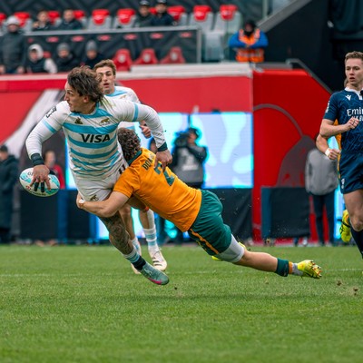 Los Pumas Seven se quedaron con el tercer puesto en el Seven de Estados Unidos 4 Los Pumas Seven derrotaron a Australia 26-10 y se quedaron con el tercer puesto en el Seven de Estados Unidos por el Circuito Mundial.