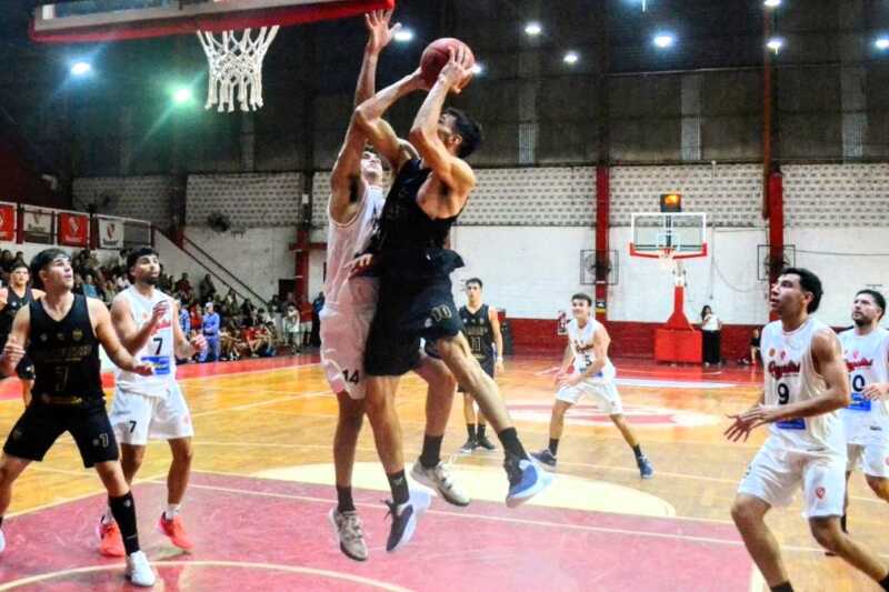 CAPRI debuta como local en la Liga Federal de Básquet ante Regatas de Resistencia. El equipo de Eduardo Díaz busca imponerse y consolidar su juego en Posadas.