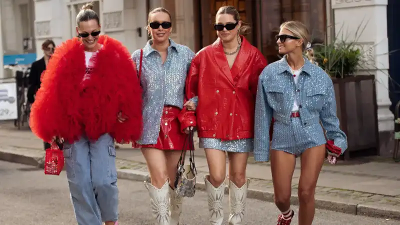 Psicología del color: qué dice la ropa que elegimos y cómo influye en nuestras emociones 6 ropa rojo - 5