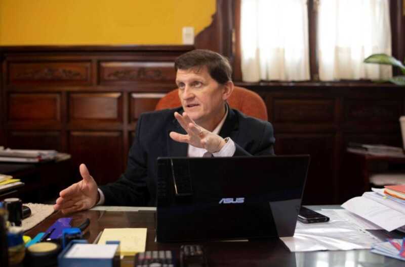 Adolfo Safrán brindó precisiones sobre la movilidad jubilatoria del IPS y confirmó un aumento general del 3,4% para todos los pasivos provinciales.