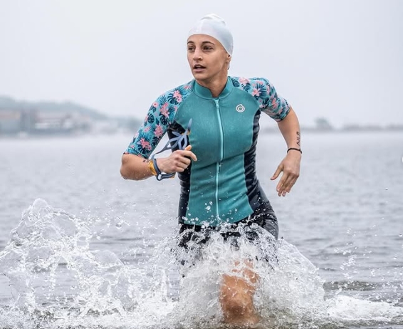 Triatlón Nacional en Posadas: más de 110 atletas competirán en la playa El Brete 1 Más de 110 atletas competirán el 15 de marzo en el Triatlón Nacional que se realizará en la playa El Brete de Posadas con pruebas de natación, ciclismo y pedestrismo.