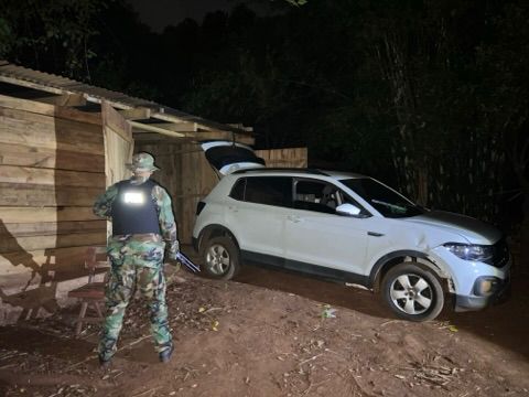 Prefectura incautó cigarrillos ilegales valuados en más de $36 millones en Eldorado 4 whatsapp image 2026 03 06 at 09.40.36 1 - 3