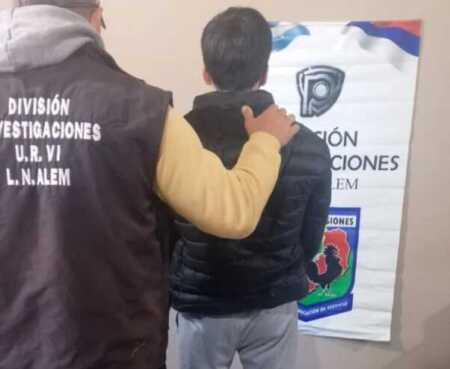 Caso Escuela 617: el docente volvió a ser detenido por hostigamiento a menores 1 83 e1777505164817 - 2