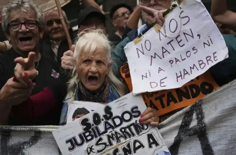 PAMI: médicos de cabecera paran 72 horas y rechazan nueva cápita de $2.100 720 3 - 1