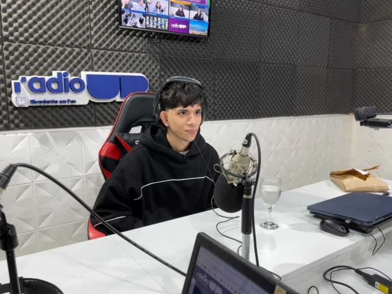 Fernando Vergara, el actor misionero que llega a Netflix con “El último gigante”, éxito global filmado en Iguazú 1 Desde Misiones al mundo: Fernando Vergara integra el elenco de “El último gigante”, rodada en las Cataratas del Iguazú y convertida en fenómeno global.