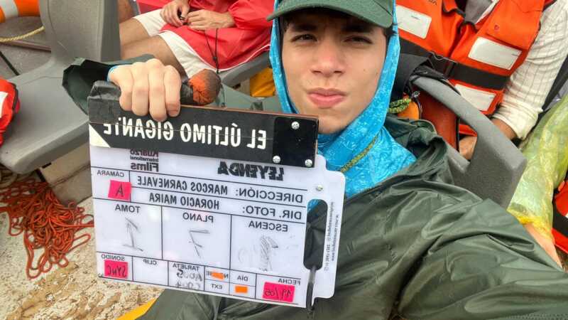 Fernando Vergara, el actor misionero que llega a Netflix con “El último gigante”, éxito global filmado en Iguazú 6 Con 23 años, Fernando Vergara da sus primeros pasos en una producción internacional de Netflix y posiciona el talento misionero en la pantalla global.