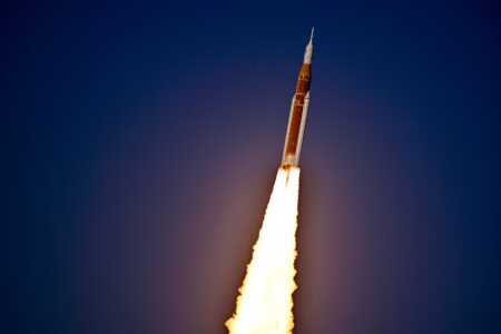 Artemis II rompe récord y acerca a la humanidad a la Luna HVNPPFLL5VDXXABOCVI6LMWO4A - 3