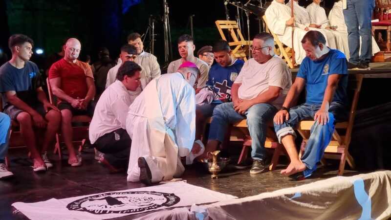 Desde San Ignacio, el obispo Martínez instó a construir una sociedad más justa y solidaria 3 Ignacio