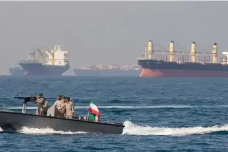 Irán eleva la amenaza en el Golfo Pérsico y advierte que atacará buques Irán