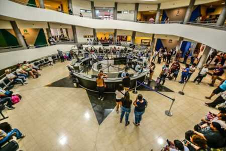 Más de 43 mil consultas en un mes: el ajuste nacional dispara la demanda en el hospital público de Misiones El Hospital Madariaga registró más de 43 mil consultas en mayo, reflejando el impacto directo de la crisis económica en la salud pública misionera.