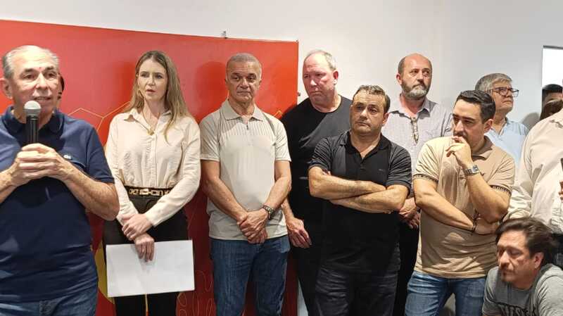 Walter Molina asumió al frente de la Convención UCR Misiones y llamó a construir “una alternativa de gobierno” 3 Misionero