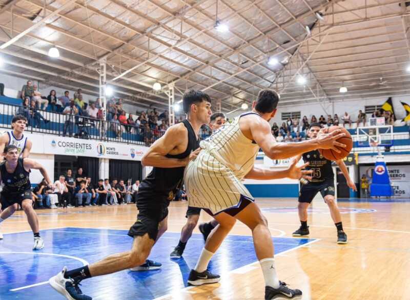 Liga Federal: Mitre perdió la oportunidad de ser líder ante San Lorenzo de Monte Caseros 2 Bartolomé Mitre perdió ante San Lorenzo de Monte Caseros, que quedó como único líder de la Conferencia NEA tras un tercer cuarto determinante.