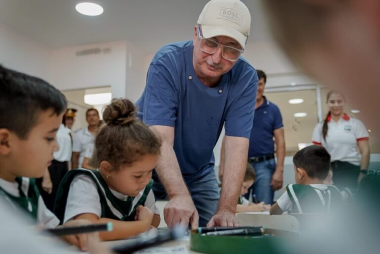 Misiones: supervisión de obra vial, inauguración educativa y avances en producción, cultura e innovación 2 Actividades oficiales incluyeron avances en infraestructura, educación y producción en distintos puntos de Misiones.