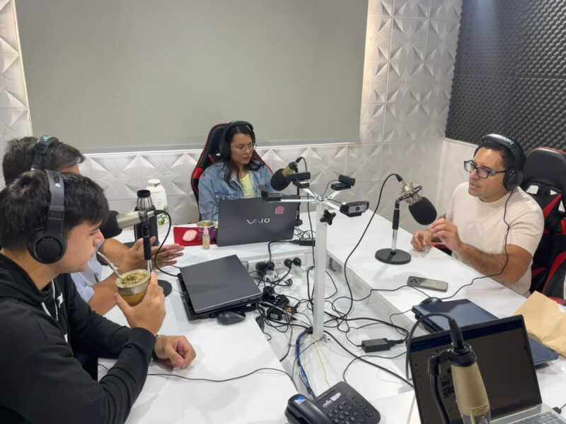 Chamameceros Sangre Nueva vuelve a los barrios: música, comunidad y solidaridad en Posadas 2 Música en vivo, trabajo comunitario y solidaridad: el regreso de Chamameceros con fuerte anclaje territorial.