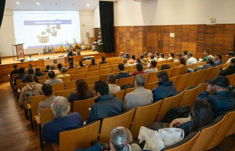Capacitaron en control de plagas con nuevas tecnologías en Posadas Posadas