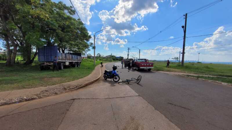 Siniestro vial en Garupá: una joven fue trasladada al hospital tras el impacto