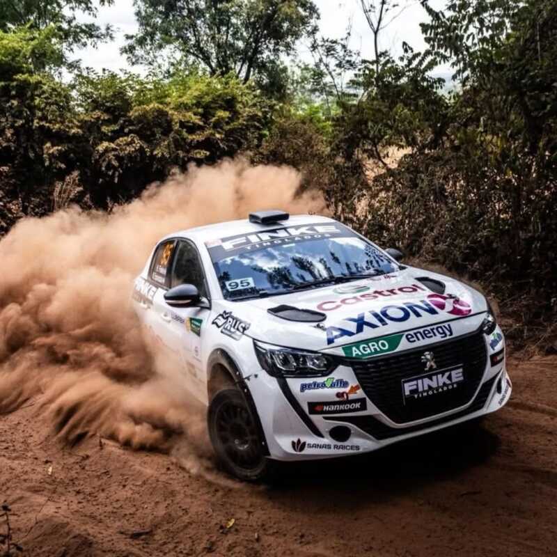Rally: la dupla Finke Jr.–Espíndola compiten en Paraguay con la mira puesta en el podio 2 WhatsApp Image 2026 04 09 at 15.31.33 - 1