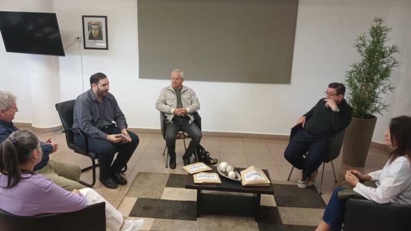 Alem lanzó su Bono SI y distribuye 100 millones de pesos entre ONG locales 5 WhatsApp Image 2026 04 10 at 16.09.11 1 - 4
