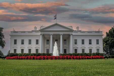 La Casa Blanca se muestra optimista por un acuerdo con Irán en medio de negociaciones en curso casa blanca acuerdo irán