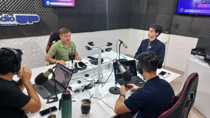 Debate caliente en Radio Up: salarios, becas y ajuste universitario bajo la lupa WhatsApp Image 2026 04 20 at 18.51.42 - 2
