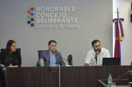 Sebely apuesta al crecimiento sostenido y suma contribuyentes en Alem WhatsApp Image 2026 04 22 at 18.02.4333333 - 1