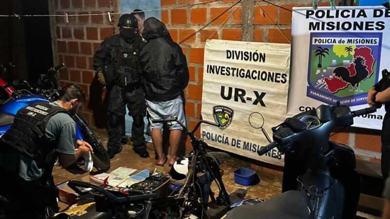 Posadas: Detuvieron a un suboficial por el robo y venta de motos secuestradas suboficial detenido venta de motos robadas