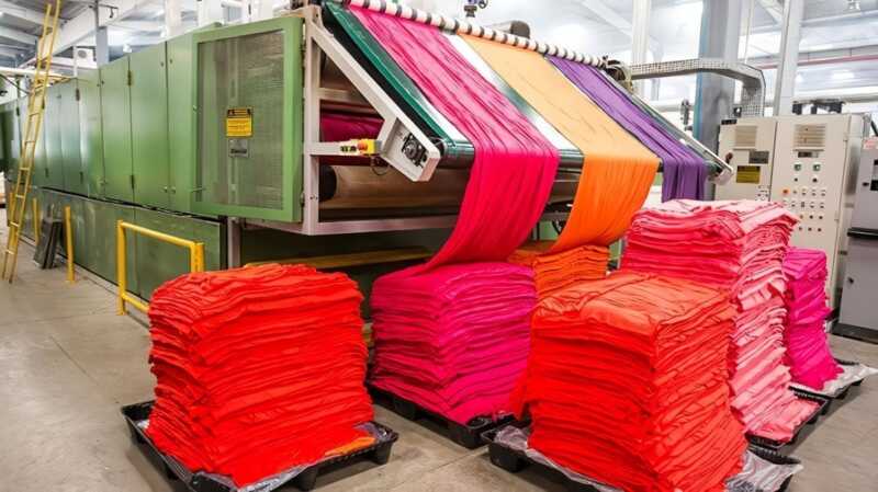 La industria textil se desploma: cayó 33% la producción y crecen los locales vacíos 4 WhatsApp Image 2026 04 24 at 20.45.30 - 3