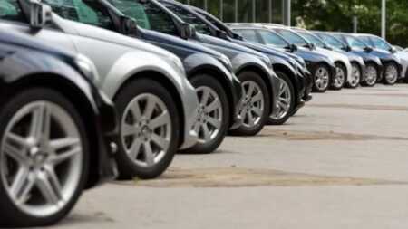 Ventas de autos 0km: tras el repunte de marzo, abril vuelve a perfilarse en baja ventas de autos 0km