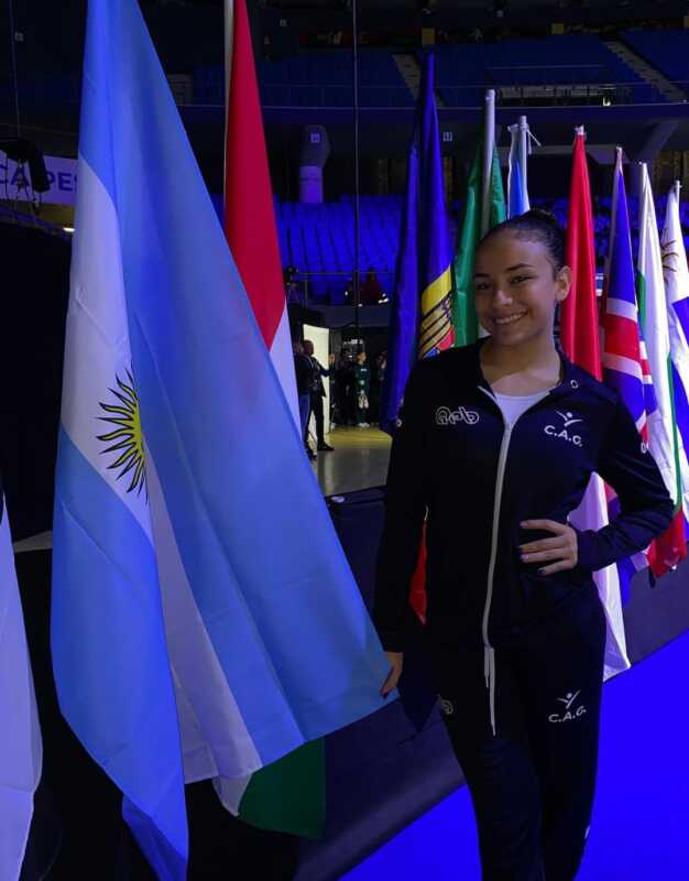 Una misionera sueña con el Mundial: Abril Leguizamón, entre la élite nacional de la gimnasia aeróbica 4 La gimnasta misionera Abril Leguizamón competirá en el Nacional de aeróbica en Mendoza con el objetivo de clasificar al Mundial. Forma parte de un selecto grupo de élite en la categoría aerodance y es la única representante de Misiones.