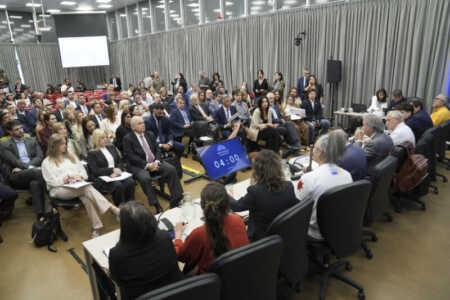 Más de 105 mil inscriptos y menos del 1% de exposición: una audiencia récord con participación limitada.