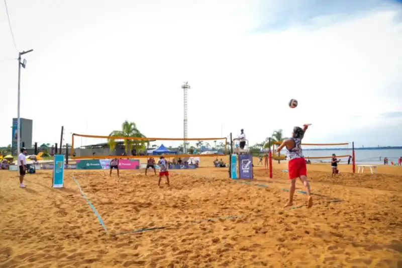 El beach vóley nacional tuvo su fiesta en Costa Sur: títulos, calor y un cierre a puro nivel 1 Costa Sur fue escenario de la Etapa 11 del circuito argentino de beach vóley, con finales vibrantes y gran presencia de público.
