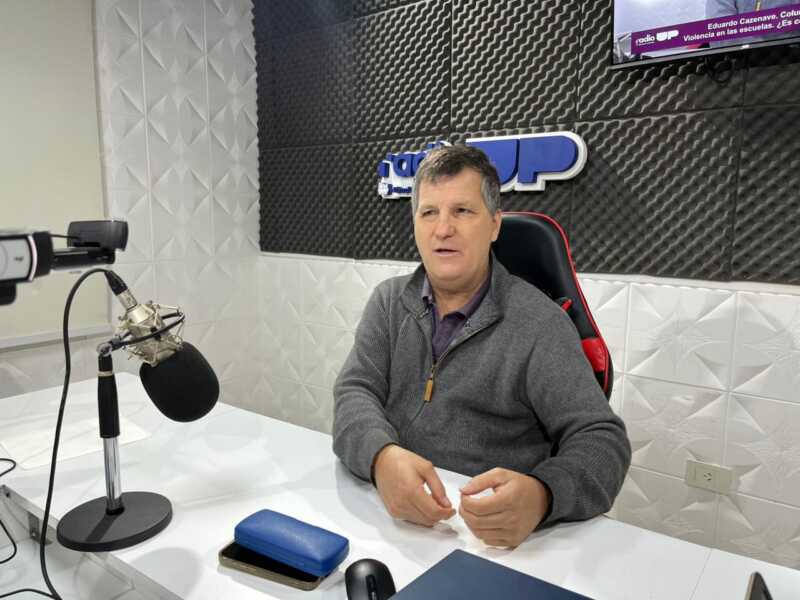 Eduardo Cazenave cuestionó la idealización de los próceres: “Eran personas comunes que se animaron a actuar” 2 violencia