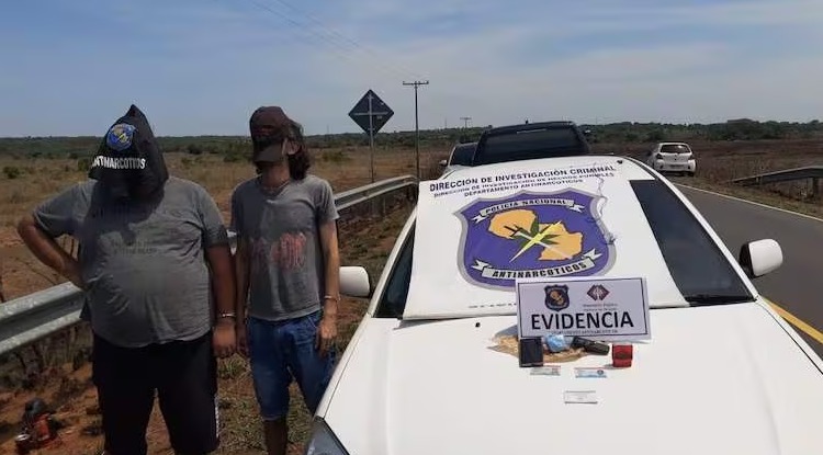 Paraguay: exdirector de colegio recibe 10 años de cárcel por tráfico de drogas 2 La Justicia paraguaya dictó una condena ejemplar contra un exdirectivo escolar por tráfico de drogas.