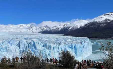 Ley de Glaciares: “Estamos ante uno de los mayores hitos regresivos de la historia ambiental” El Gobierno oficializó la ley que otorga a las provincias mayor control sobre los ambientes glaciares.