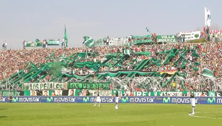 La AFA anunciará el regreso del público visitante en la Primera Nacional con una prueba piloto en dos partidos. Será la primera vez en casi 19 años.
