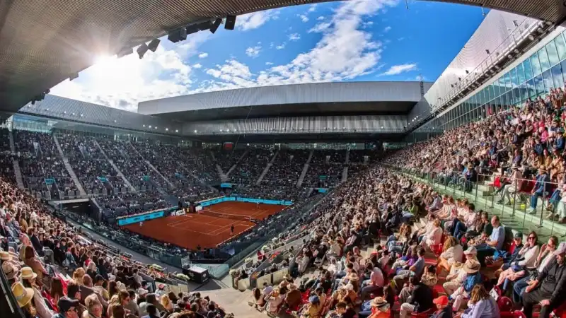Masters de Madrid: los argentinos ya tienen rivales y se arma un cuadro exigente Thiago Tirante, Francisco Comesaña y Solana Sierra debutan en el Masters 1000 de Madrid en una jornada clave para el tenis argentino.
