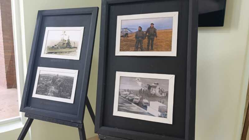 Presentaron la segunda muestra fotográfica “Héroes Misioneros en Malvinas” en la Legislatura muestra hereos misoneros en Malvinas 1 - 2